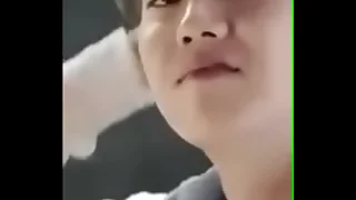 CHIN&Ecirc;S SAFADO SE FILMA TOMANDO BANHO